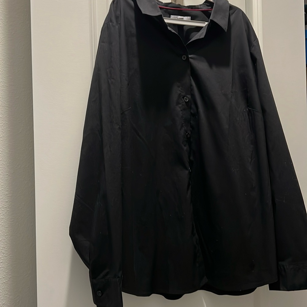 Long sleeve button down black blouse xl